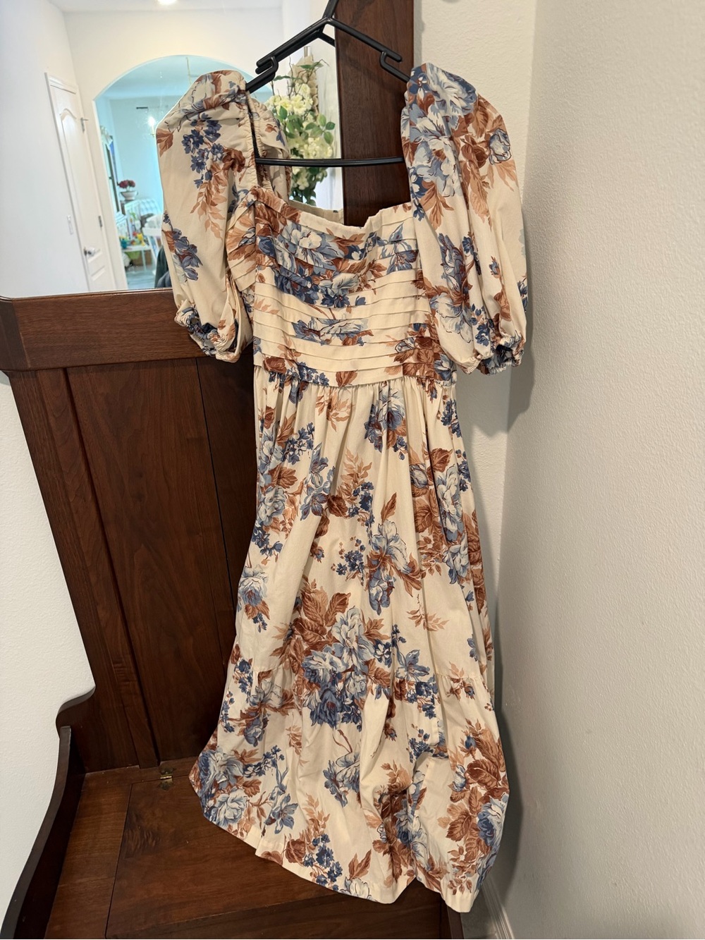 Abercrombie puff sleeve midi dress